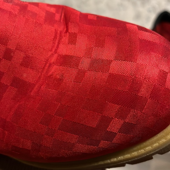 Limited edition red checkered board timberlands - Picture 6 of 14